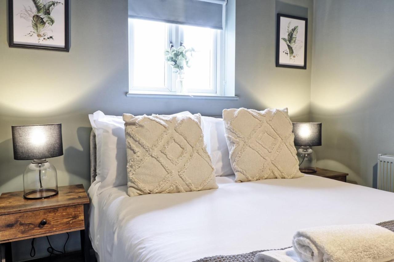 Urban Stylish Apartment - Southend Stays Экстерьер фото