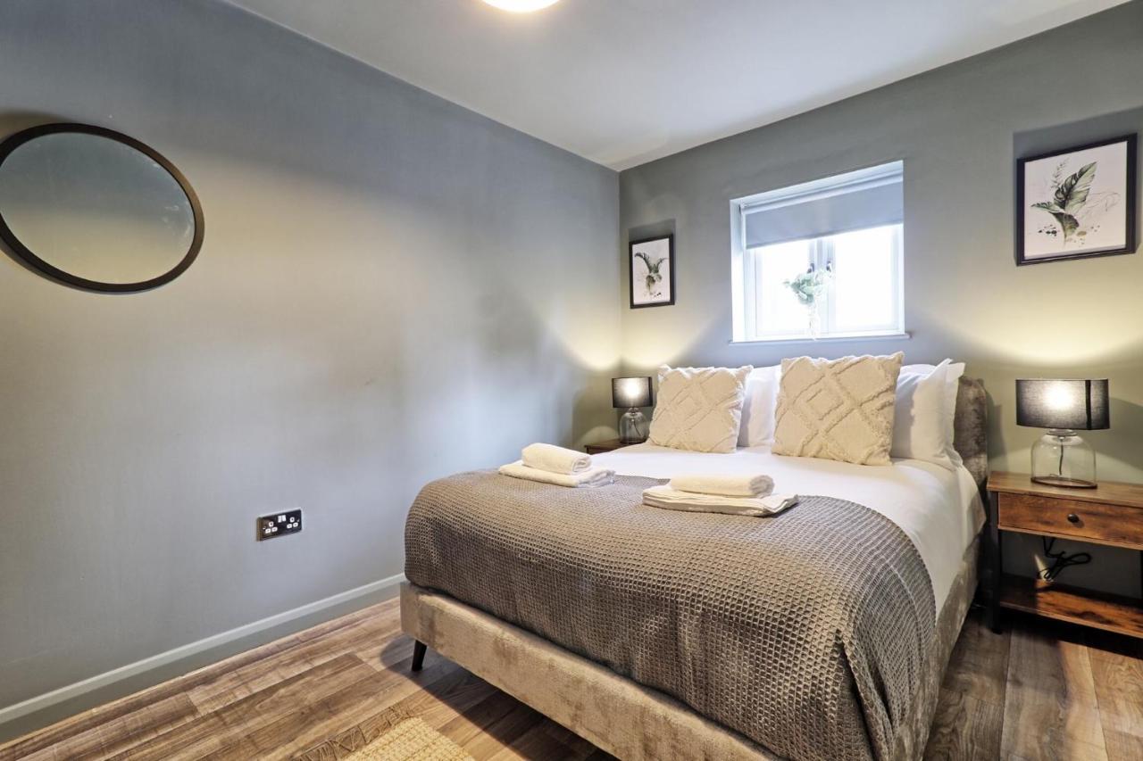 Urban Stylish Apartment - Southend Stays Экстерьер фото